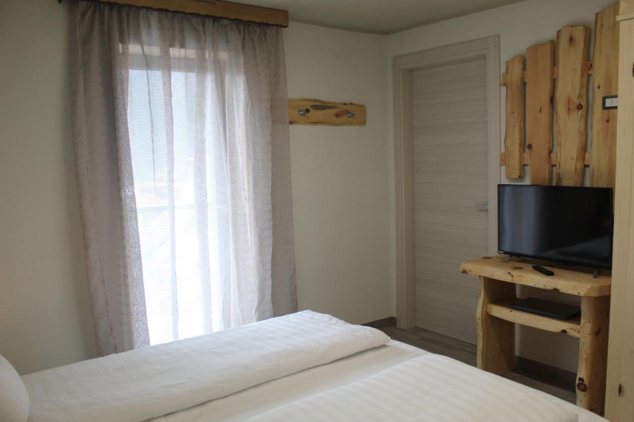Chalet Margoni Canazei Bagian luar foto