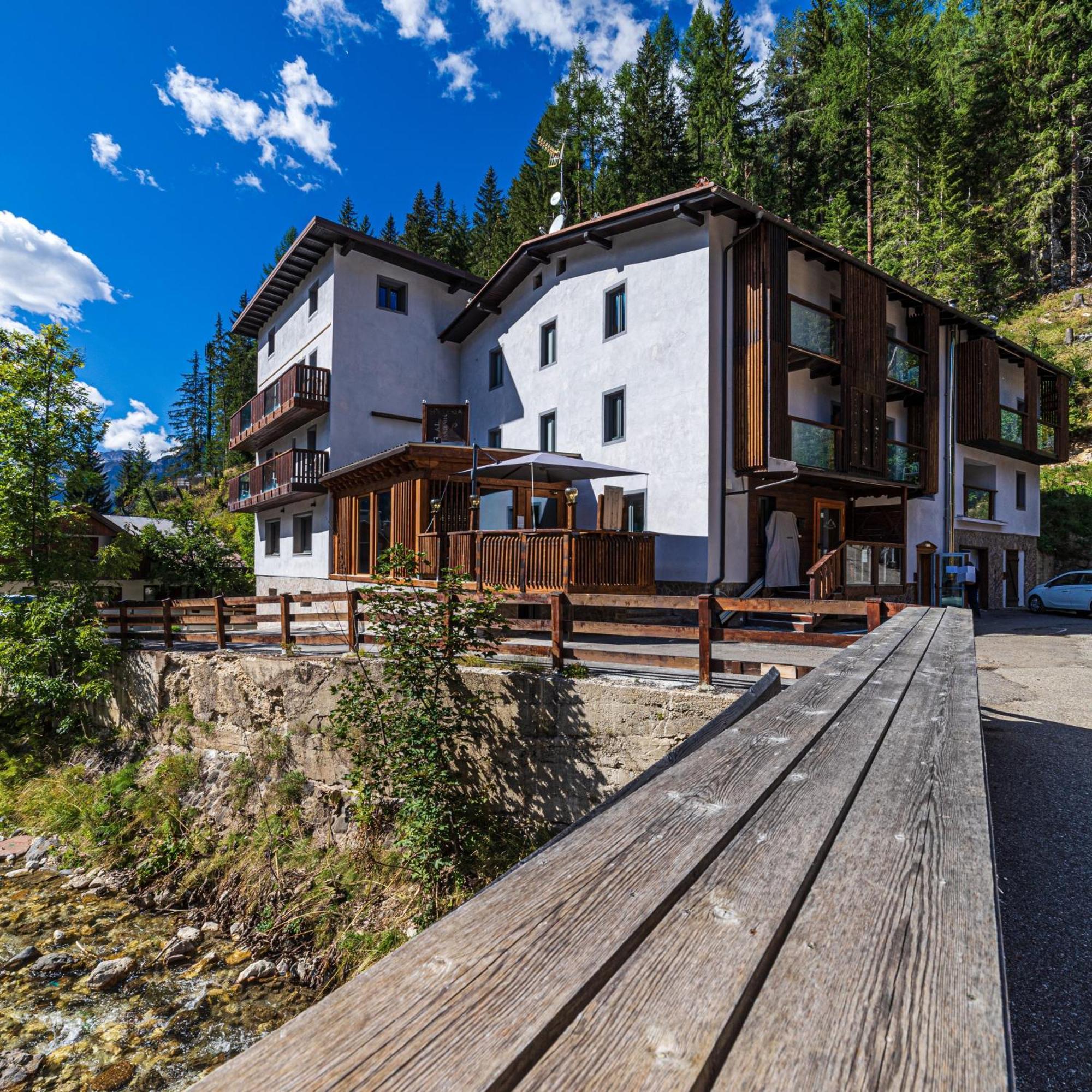 Chalet Margoni Canazei Bagian luar foto